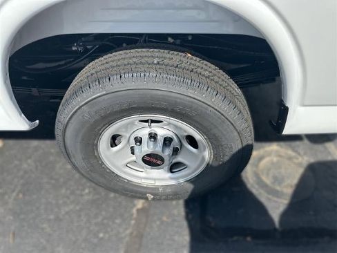 New 2025 GMC Savana 3500 Extended w/ Driver Convenience Package image 9