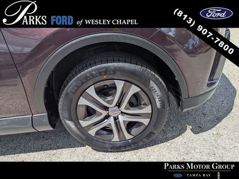 Used 2017 Toyota RAV4 LE AWD/4WD image 30