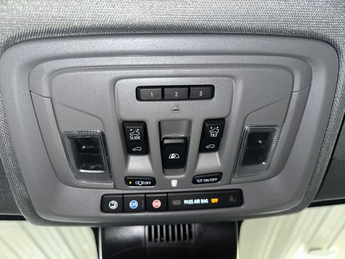 Used 2024 GMC Sierra 1500 Denali w/ Denali Reserve Package image 18