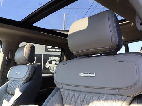 Used 2025 Ford F350 Platinum w/ Platinum Plus Package AWD/4WD image 18