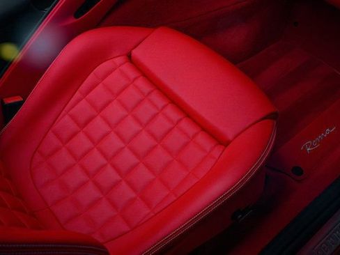 Used 2021 Ferrari Roma image 23