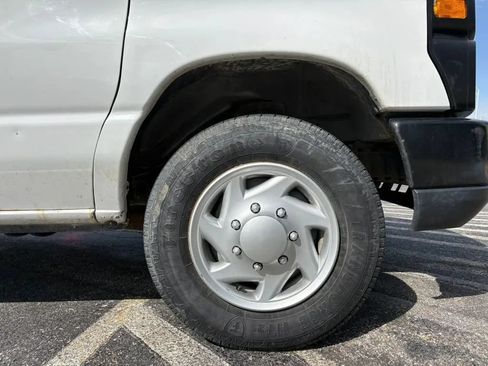 Used 2013 Ford E-150 and Econoline 150 w/ PWR Group RWD image 29