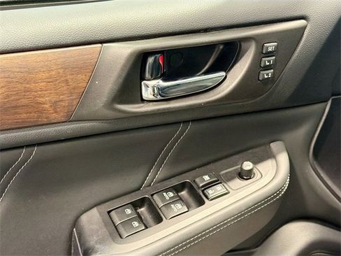 Used 2018 Subaru Outback 2.5i Limited w/ Popular Package #2 image 15