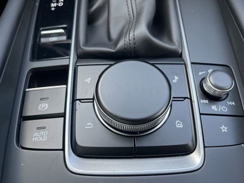 New 2026 MAZDA MAZDA3 2.5 S Sedan w/ Preferred Pkg image 18