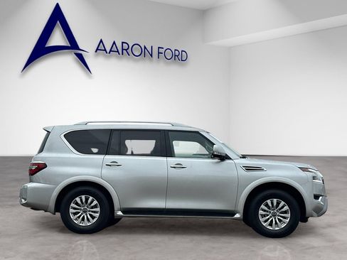 Used 2024 Nissan Armada SV image 6