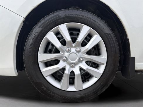 Used 2018 Subaru Impreza 2.0i image 24