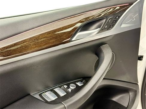 Used 2024 BMW X3 xDrive30i image 17