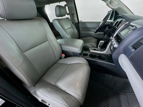 Used 2013 Toyota Sequoia Limited image 33