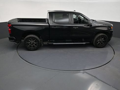 Used 2019 Chevrolet Silverado 1500 Custom w/ Custom Value Package RWD image 17