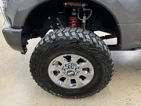 Used 2019 Ford F250 Lariat w/ Lariat Ultimate Package AWD/4WD image 7