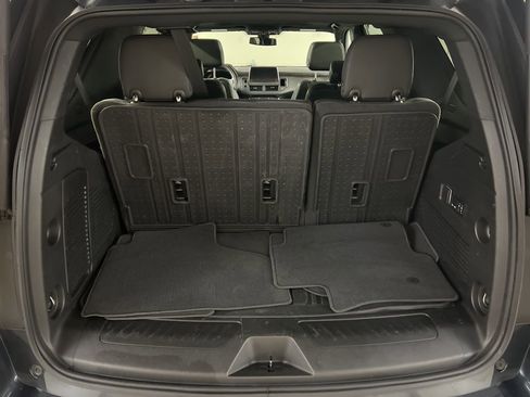 Used 2022 Chevrolet Tahoe LT w/ Luxury Package image 38