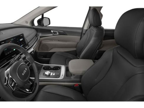 Used 2026 Kia Carnival LXS FWD image 11