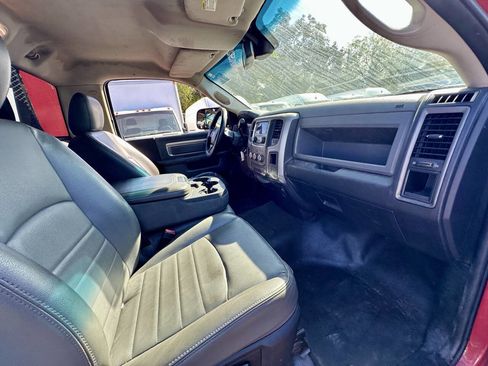 Used 2017 RAM 3500 Tradesman w/ Power & Remote Entry Group image 11