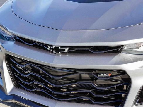 Used 2022 Chevrolet Camaro ZL1 image 6