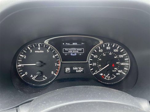 Used 2014 Nissan Pathfinder Platinum w/ Platinum Premium Package image 26