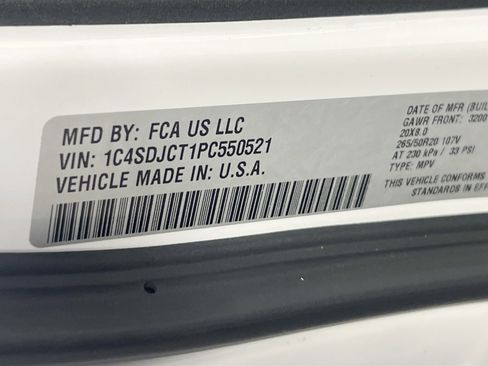 Used 2023 Dodge Durango R/T image 34