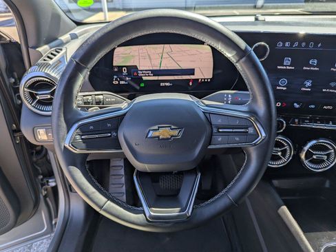 Used 2024 Chevrolet Blazer EV LT AWD/4WD image 13