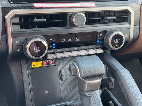 New 2025 Toyota 4Runner Limited image 23