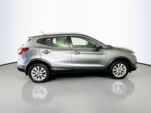 Used 2021 Nissan Rogue Sport SV w/ Technology Package image 8