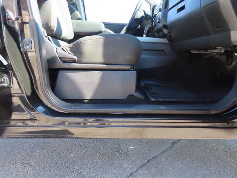 Used 2012 Nissan Titan SV w/ SV Premium Utility Pkg image 24