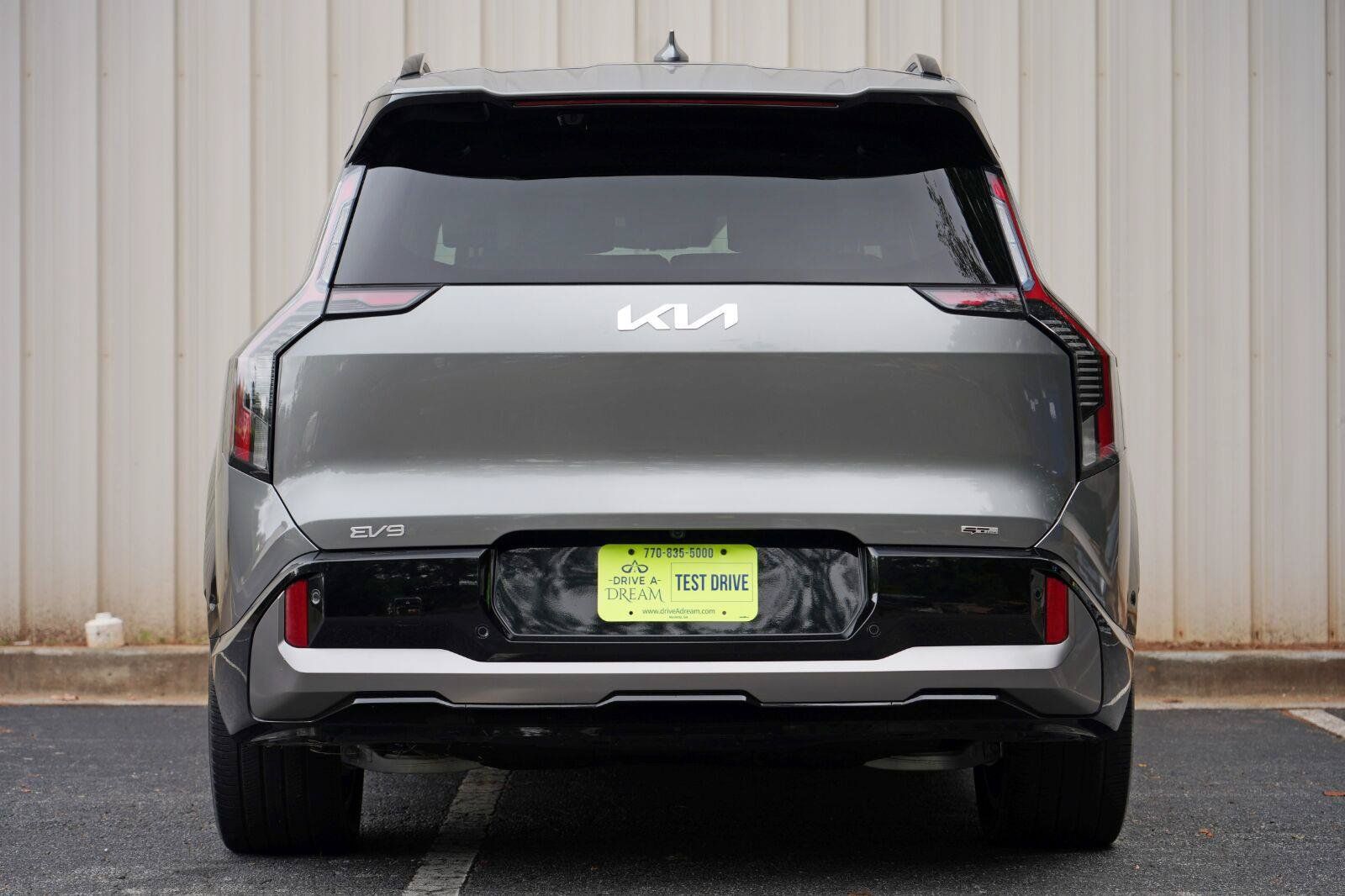 Used 2024 Kia EV9 GT-Line AWD/4WD image 11