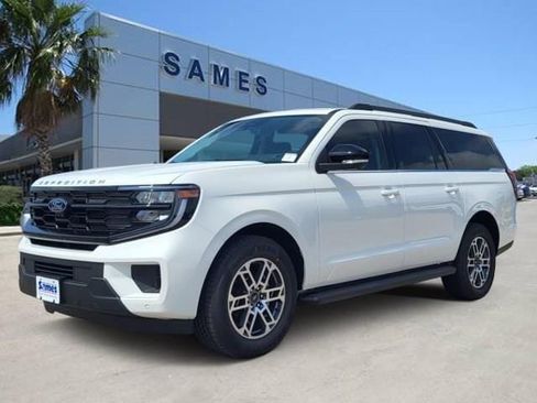 New 2026 Ford Expedition Max Active RWD image 1