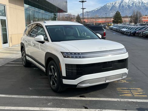 New 2026 Hyundai Ioniq 9 SE image 4