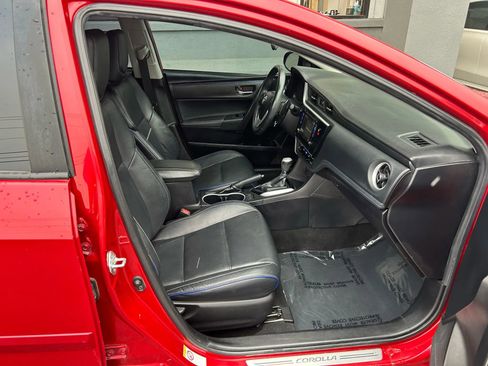Used 2019 Toyota Corolla XSE image 24