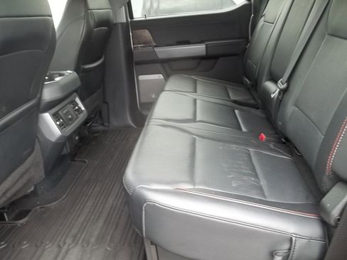 Used 2024 Ford F350 Lariat w/ Chrome Package image 10