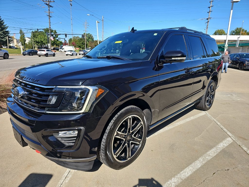 Used 2019 Ford Expedition Limited w/ Equipment Group 303A AWD/4WD image 7
