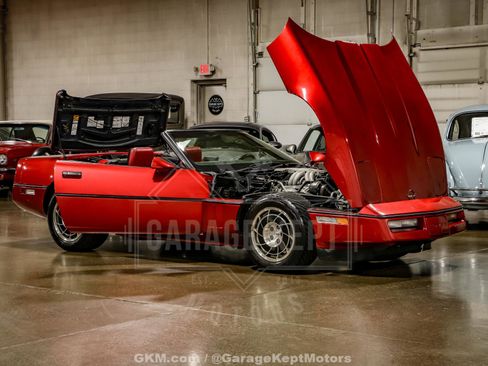 Used 1986 Chevrolet Corvette Convertible image 49