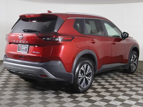 Used 2023 Nissan Rogue SV w/ SV Premium Package AWD/4WD image 9