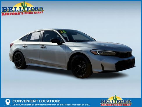 Used 2025 Honda Civic Sport image 4