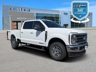 New 2026 Ford F350 Lariat w/ FX4 Off-Road Package
