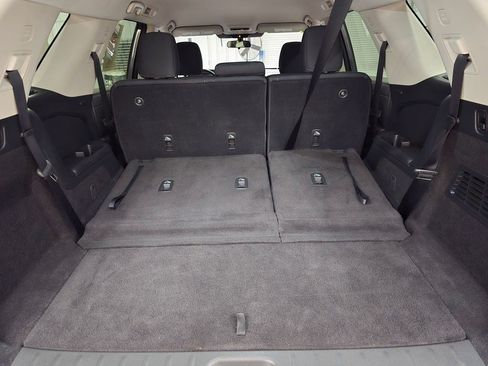 Used 2023 Nissan Pathfinder S FWD image 40