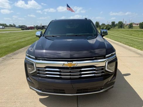 Used 2026 Chevrolet Tahoe Premier w/ Sun And Tow Package AWD/4WD image 12