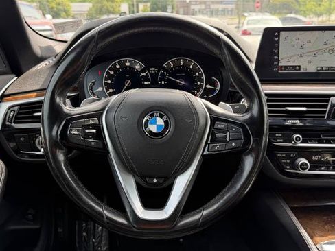 Used 2018 BMW 540i xDrive w/ Premium Package AWD/4WD image 32