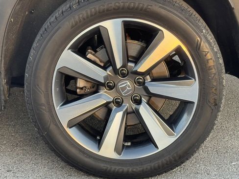 Used 2023 Honda Pilot Elite image 8