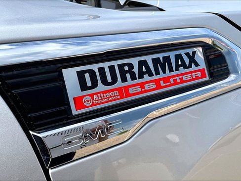 Used 2022 GMC Sierra 2500 Denali AWD/4WD image 10