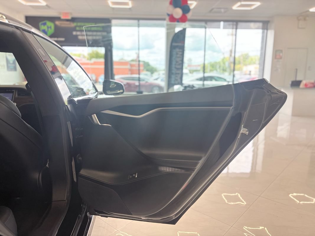 Used 2019 Tesla Model S 100D AWD/4WD image 31