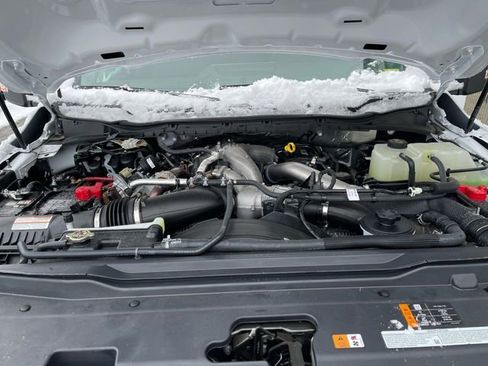 New 2025 Ford F550 4x4 Regular Cab Super Duty image 11