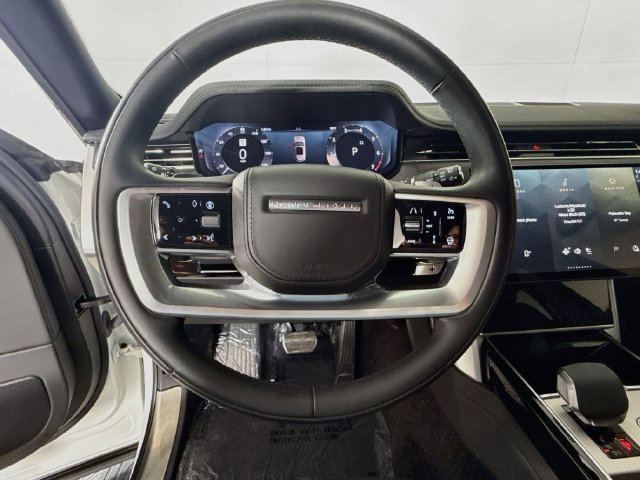 Certified 2024 Land Rover Range Rover SE AWD/4WD image 12