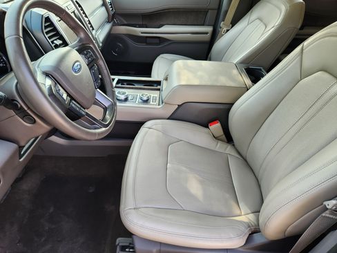 Used 2021 Ford Expedition Max Limited AWD/4WD image 5