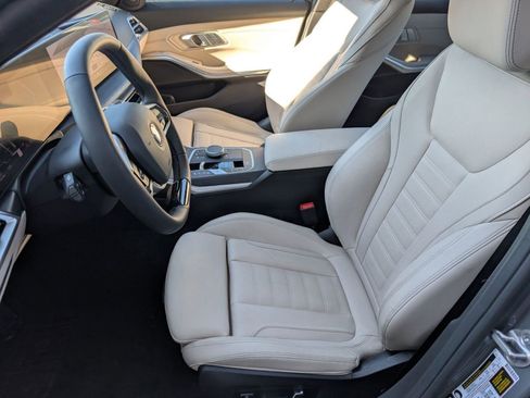 Used 2025 BMW 330i xDrive Sedan w/ Premium Package image 5