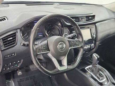 Used 2018 Nissan Rogue SL w/ Premium Package AWD/4WD image 12