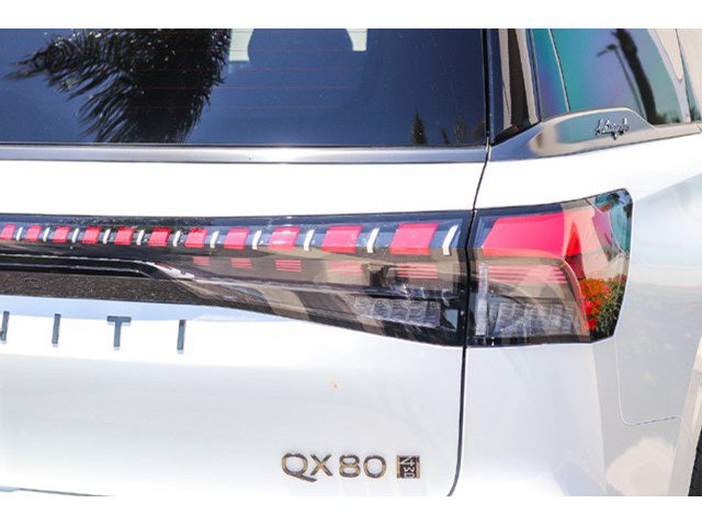 New 2027 INFINITI QX80 Autograph AWD/4WD image 9