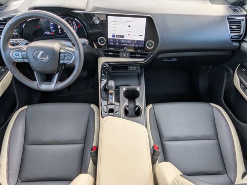 Used 2023 Lexus NX 250 FWD image 5