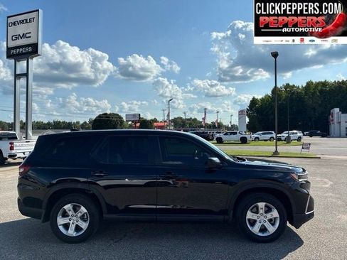Used 2023 Honda Pilot LX image 7