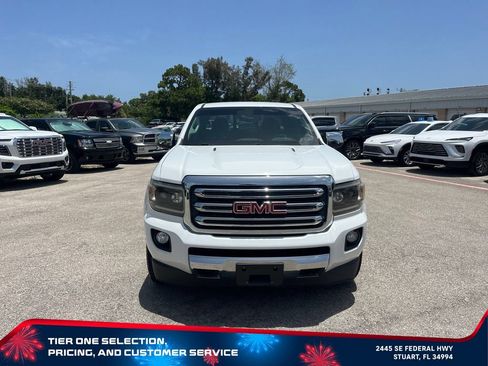 Used 2019 GMC Canyon SLT w/ Driver Alert Package AWD/4WD image 3