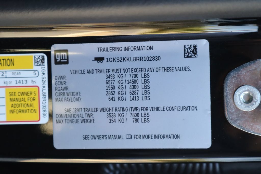 Used 2024 GMC Yukon XL Denali Ultimate AWD/4WD image 39